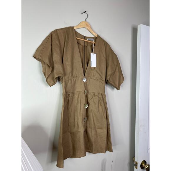 NWT Reformation Ty Button-Embellished Linen Kimono Sleeve Mini Dress Khaki - Picture 3 of 9